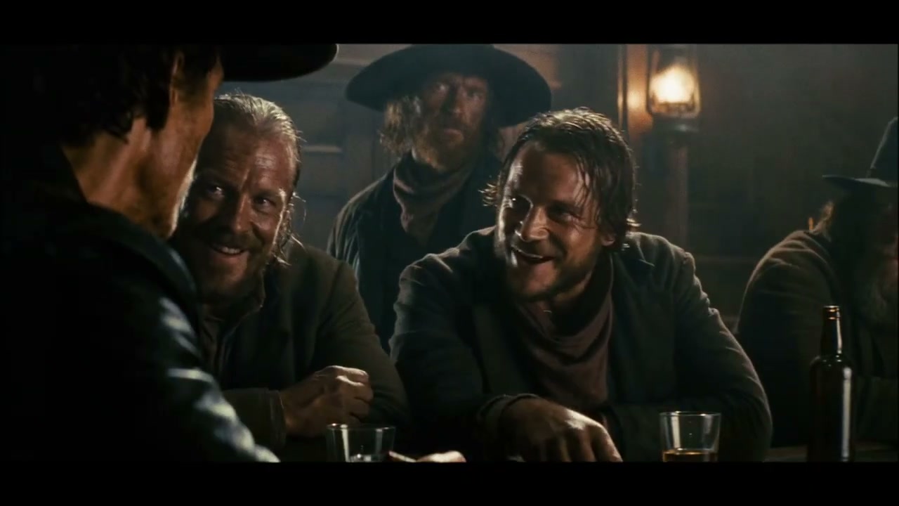 Saloon Set