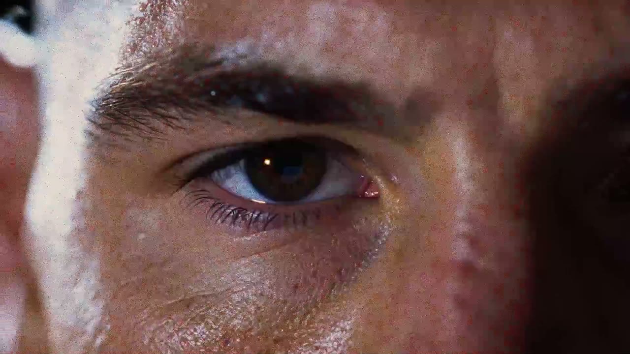 Eye in the Lashes frame 1